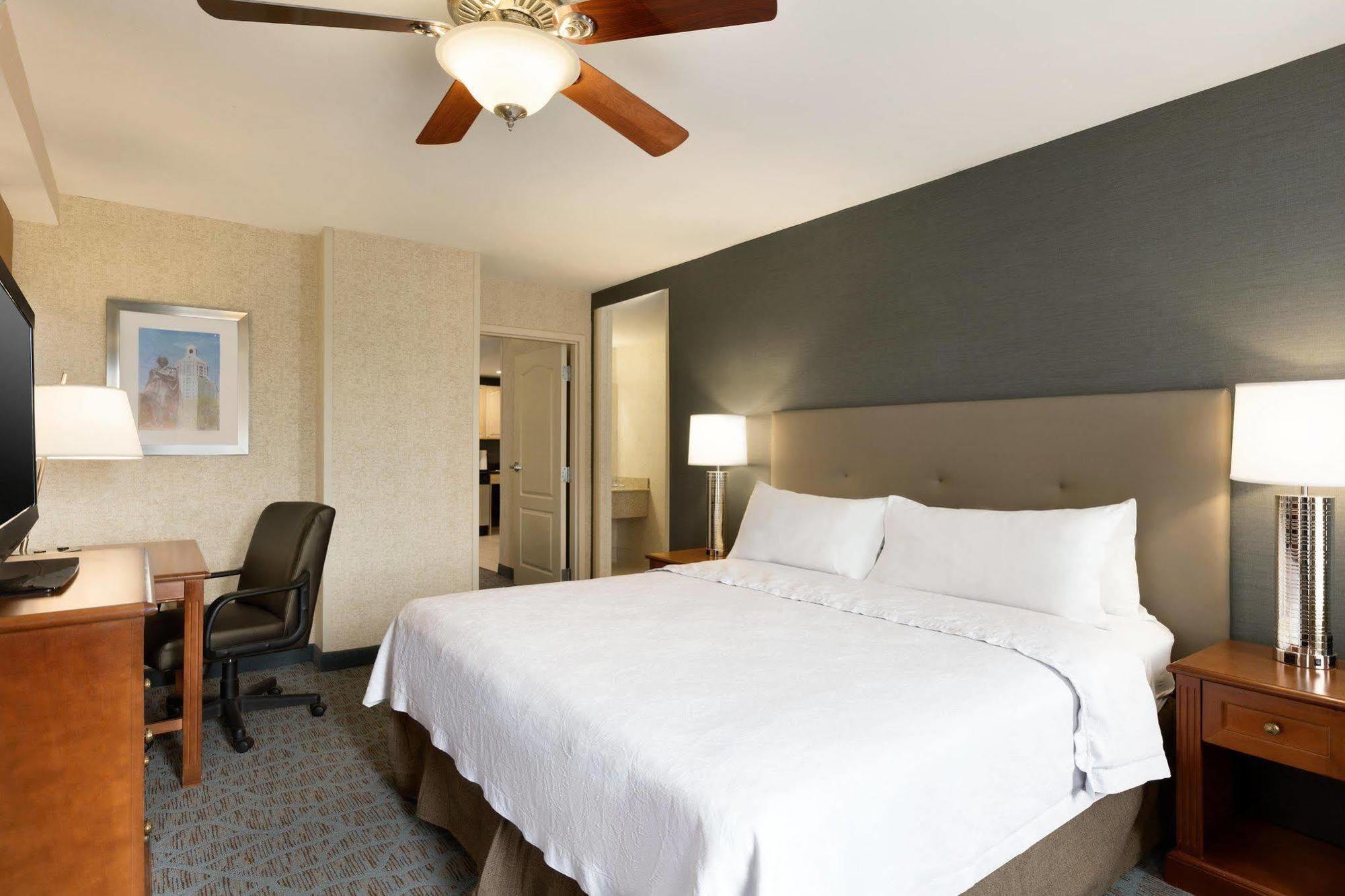 Homewood Suites By Hilton Hartford Downtown Esterno foto